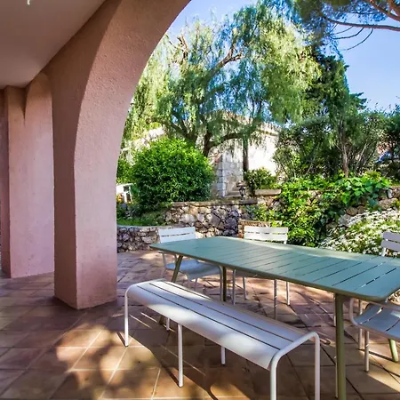 Stunning Seaview Villa. Sur Villa *