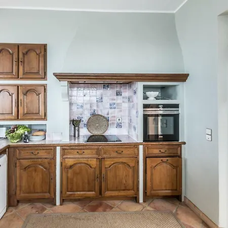 Stunning Seaview Villa. Sur Villefranche-sur-Mer